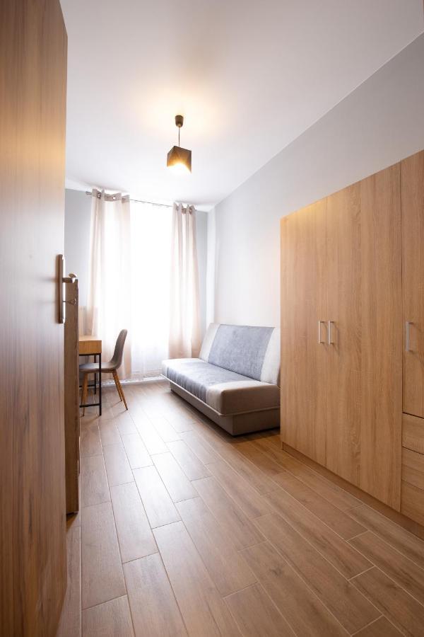 Royal Aparthotel Piotrkowska 33 Лодзь Экстерьер фото